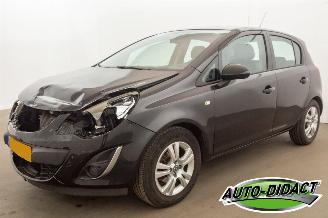 Voiture accidenté Opel Corsa 1.4-16V Airco 89.745 km NAP 2012/10