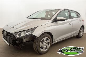Vaurioauto  passenger cars Hyundai I-20 1.2 Airco 91.362 km 2023/1
