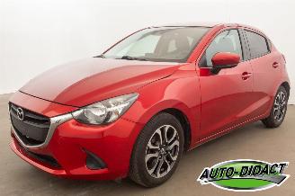 Voiture accidenté Mazda 2 1.5 Airco Navi Ambition 2017/8