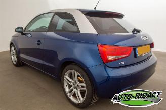 Audi A1 1.6 TDI 77KW Leder Navi picture 3