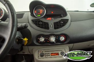 Renault Twingo 1.2-16V Automaat Airco Dynamique picture 9