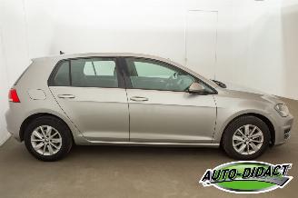 Volkswagen Golf 1.6 TDI Clima Navi Trendline picture 41