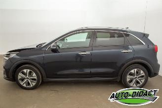 Kia e-Niro 64 kWh Navi Clima Camera Leder ExecutiveLine picture 41