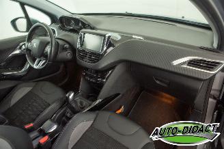 Peugeot 2008 1.2 PureTech 53.192 km NAP Clima Navi Allure picture 20