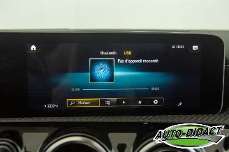 Mercedes A-klasse A180d Automaat Digi Dash Navi Camera picture 9