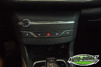 Peugeot 308 SW 1.2 PureTech Automaat Pano Camera Clima Blue Lease Premium picture 9