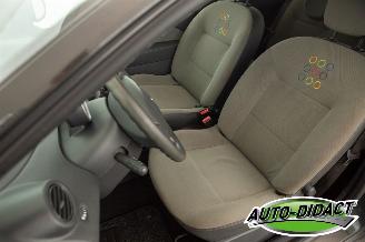 Renault Twingo 1.2-16V Airco 104.391 km NAP Collection picture 20