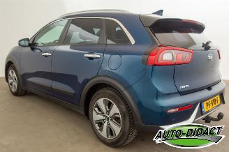 Kia Niro 1.6 GDi Hybrid Automaat Navi Camera Clima DynamicLine picture 3