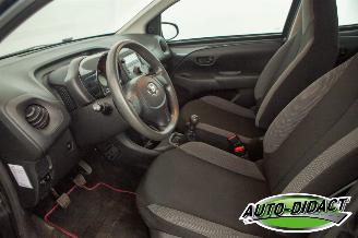 Toyota Aygo 1.0 VVT-i X-Now Airco inruil auto picture 21