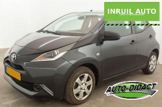 skadebil auto Toyota Aygo 1.0 VVT-i X-Now Airco inruil auto 2016/2