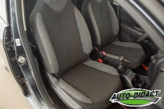 Toyota Aygo 1.0 VVT-i X-Now Airco inruil auto picture 17