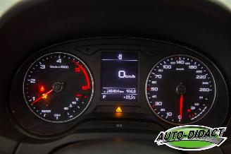 Audi A3 1.6 TDI Automaat Clima Berline picture 6