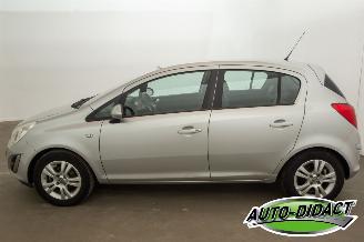 Opel Corsa 1.4-16V Airco Anniversary Edition picture 37