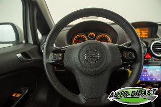 Opel Corsa 1.2-16V Airco Navi Cosmo picture 5