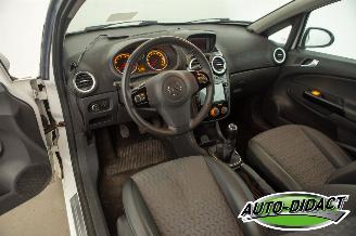 Opel Corsa 1.2-16V Airco Navi Cosmo picture 25