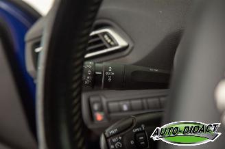 Peugeot 308 1.2 Style Clima Navi picture 16