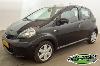 Avarii autoturisme Toyota Aygo 1.0-12V Comfort Navigator 2011/1