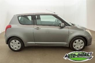Suzuki Swift 1.3 179.058 KM picture 27