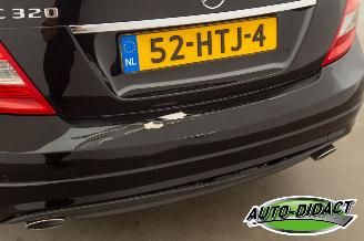 Mercedes C-klasse C 320 CDI Autom Avantg Motorschade picture 38