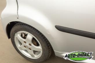 Peugeot 107 1.0-12V Black & Silver picture 28