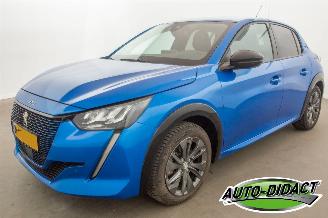 skadebil auto Peugeot e-208 EV Allure 50 kWh 81.865 KM 2022/4