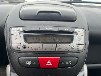 Toyota Aygo 1.0 - Airco - 85.466 km - Centrale Vergrendeling picture 18