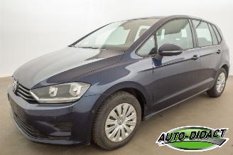krockskadad bil auto Volkswagen Golf Sportsvan 1.6 TDI - Airco - Navi - 136.699 km - Trendline 2015/8