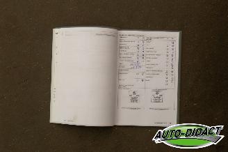 Volkswagen Passat 1.6 TDI Navi Clima Comfortline picture 32
