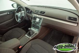 Volkswagen Passat 1.6 TDI Navi Clima Comfortline picture 20
