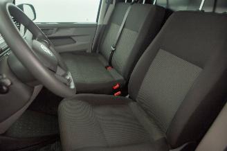 Volkswagen Transporter 2.0 TDI Automaat 110kW Airco picture 20