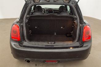 Mini Cooper 1.5 Cooper Automaat Navi Clima Leder Chili Business picture 40