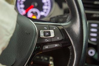 Volkswagen Golf 1.6 TDI Clima Navi Highline picture 17
