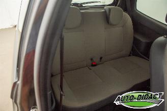 Renault Twingo 1.2-16V Airco Collection picture 18
