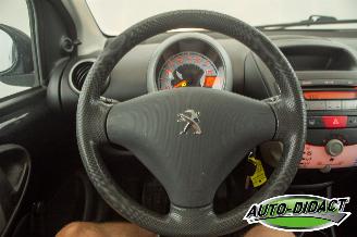 Peugeot 107 1.0 Airco Access Accent picture 5