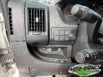 Opel Movano 2.2D 120 L1H1 Navi Clima 3.3t Motorschade picture 13