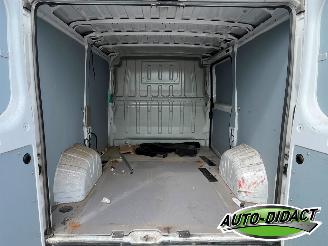 Opel Movano 2.2D 120 L1H1 Navi Clima 3.3t Motorschade picture 35
