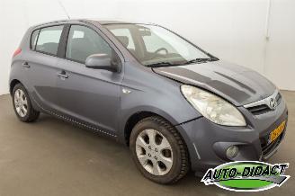 Hyundai I-20 1.4i Clima i-Catcher picture 2