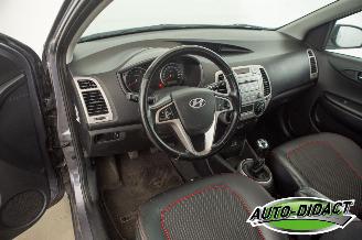 Hyundai I-20 1.4i Clima i-Catcher picture 23