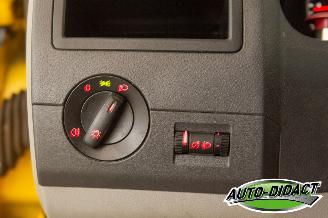 Volkswagen Transporter 2.0 TDI 84kW Airco L1H1 BM picture 10