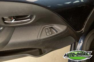 Toyota Aygo 1.0 X-Joy Navi Camera Clima VVT-i picture 13