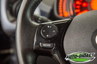 Toyota Aygo 1.0 X-Joy Navi Camera Clima VVT-i picture 15