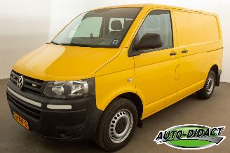 krockskadad bil bedrijf Volkswagen Transporter 2.0 TDI 84kW Airco L1H1 BM 2014/4