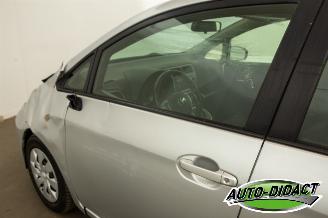 Toyota Verso S 1.3 VVT-i  Automaat Camera Clima Aspiration picture 33