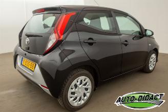 Toyota Aygo 1.0 VVT-i 69.877 km NAP Camera Clima X-Play picture 4