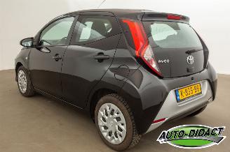 Toyota Aygo 1.0 VVT-i 69.877 km NAP Camera Clima X-Play picture 3