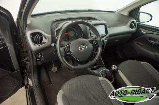 Toyota Aygo 1.0 VVT-i 69.877 km NAP Camera Clima X-Play picture 22