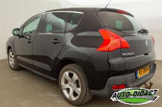 Peugeot 3008 1.6 VTi Clima Pano Première picture 3