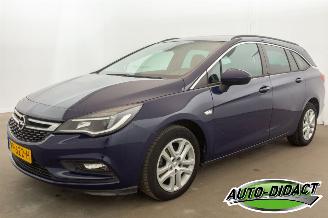 skadebil auto Opel Astra 1.4 Navi Airco Business+ 2018/1
