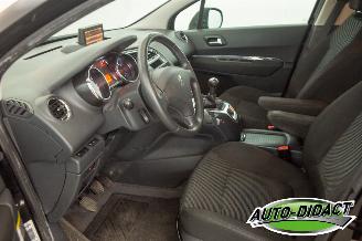 Peugeot 5008 1.6 VTi 7p. Navi Clima Blue Lease picture 26