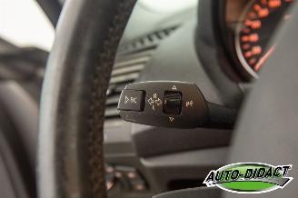 BMW 1-serie 118i Navi Clima EffDyn. Ed. Business Line Ultimate Edition picture 17